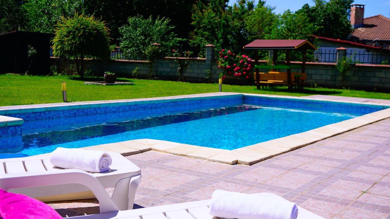 Вила Релакс - Villa Relax Sokolovo Exteriör bild