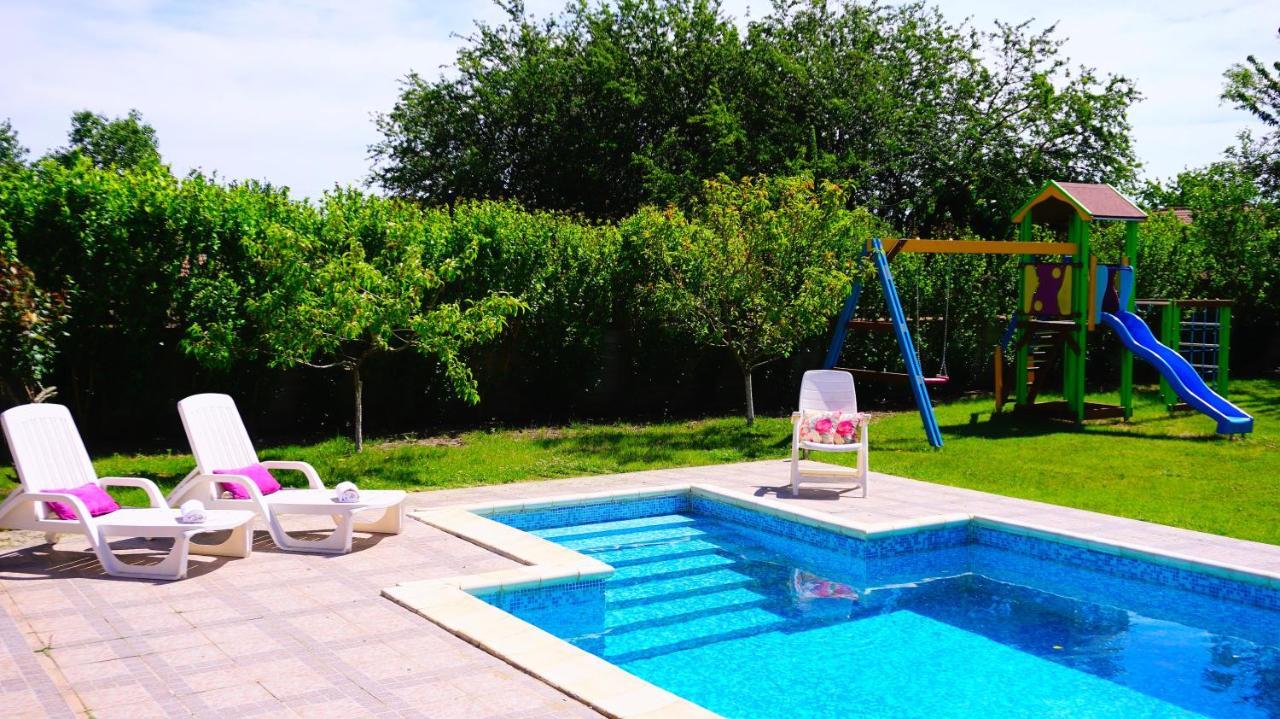 Вила Релакс - Villa Relax Sokolovo Exteriör bild