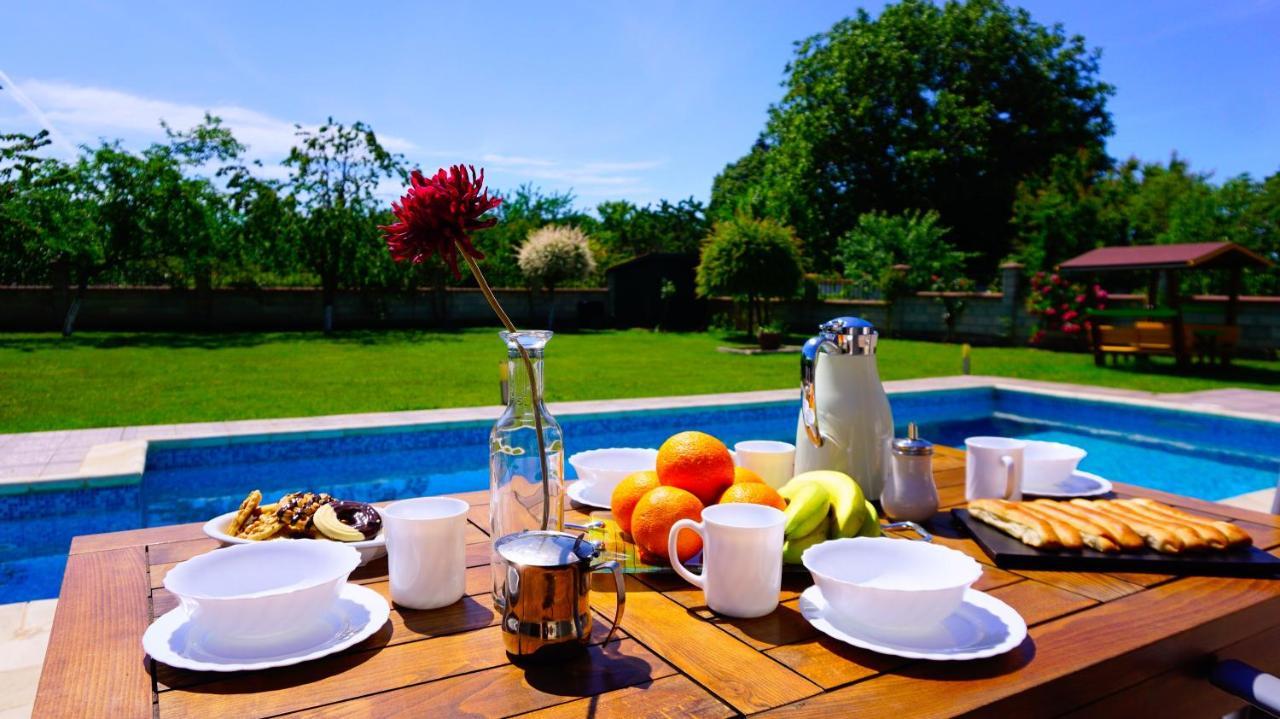 Вила Релакс - Villa Relax Sokolovo Exteriör bild