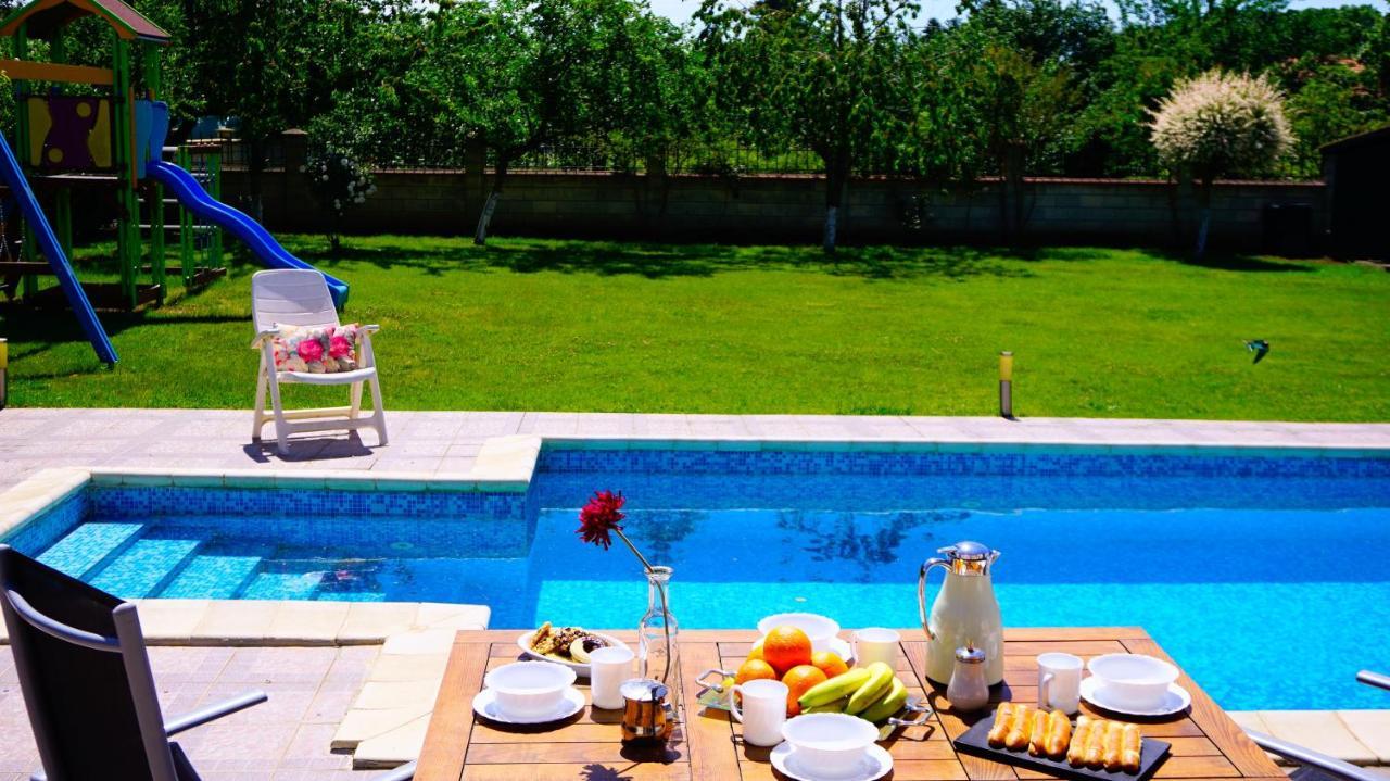 Вила Релакс - Villa Relax Sokolovo Exteriör bild