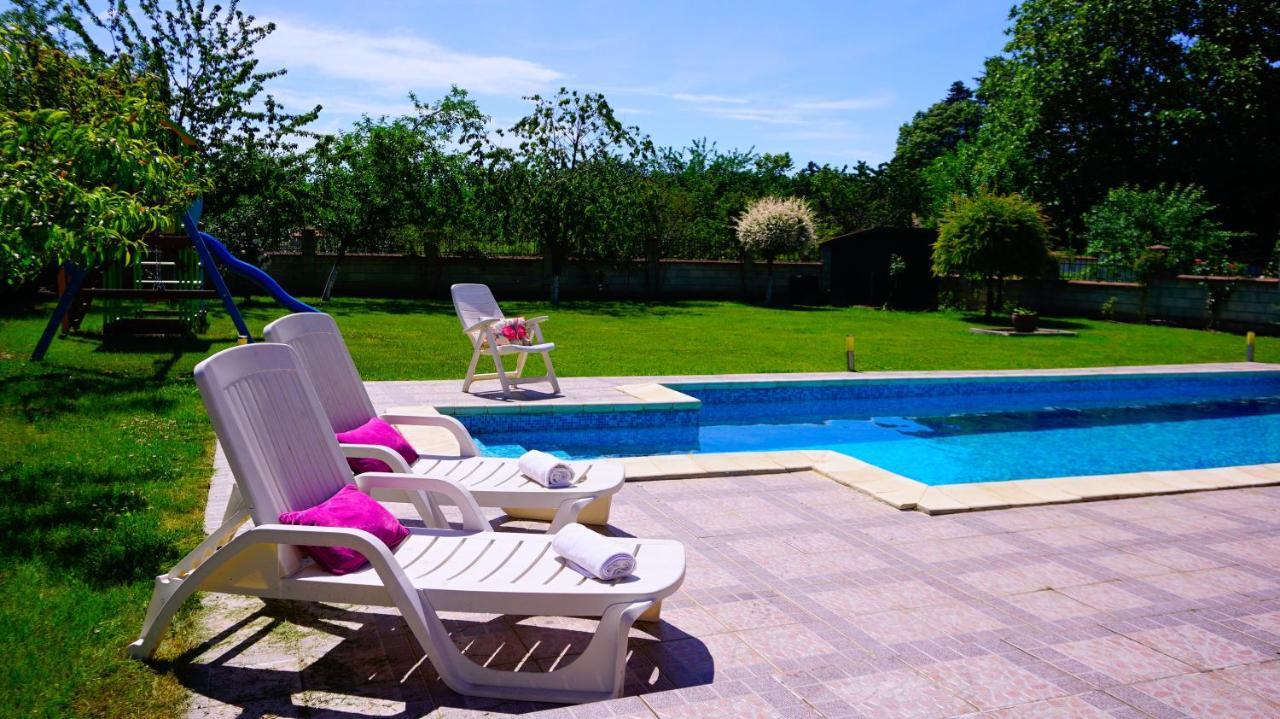 Вила Релакс - Villa Relax Sokolovo Exteriör bild