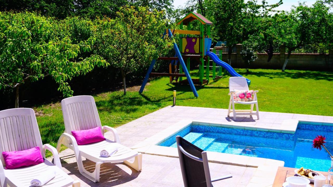 Вила Релакс - Villa Relax Sokolovo Exteriör bild