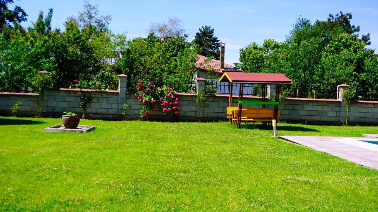 Вила Релакс - Villa Relax Sokolovo Exteriör bild