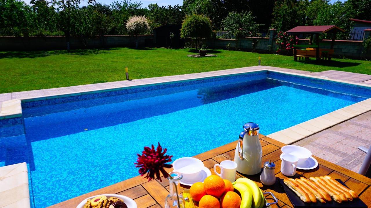 Вила Релакс - Villa Relax Sokolovo Exteriör bild